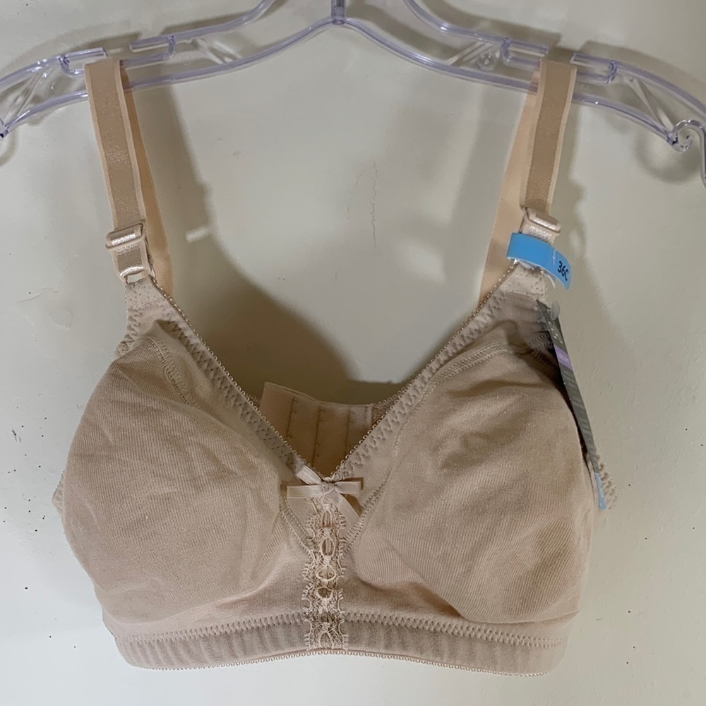 Bali Soft Taupe Classic Support Bra. 36C. NWT.